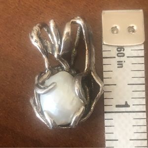 Sterling Silver Pendant with Pearl